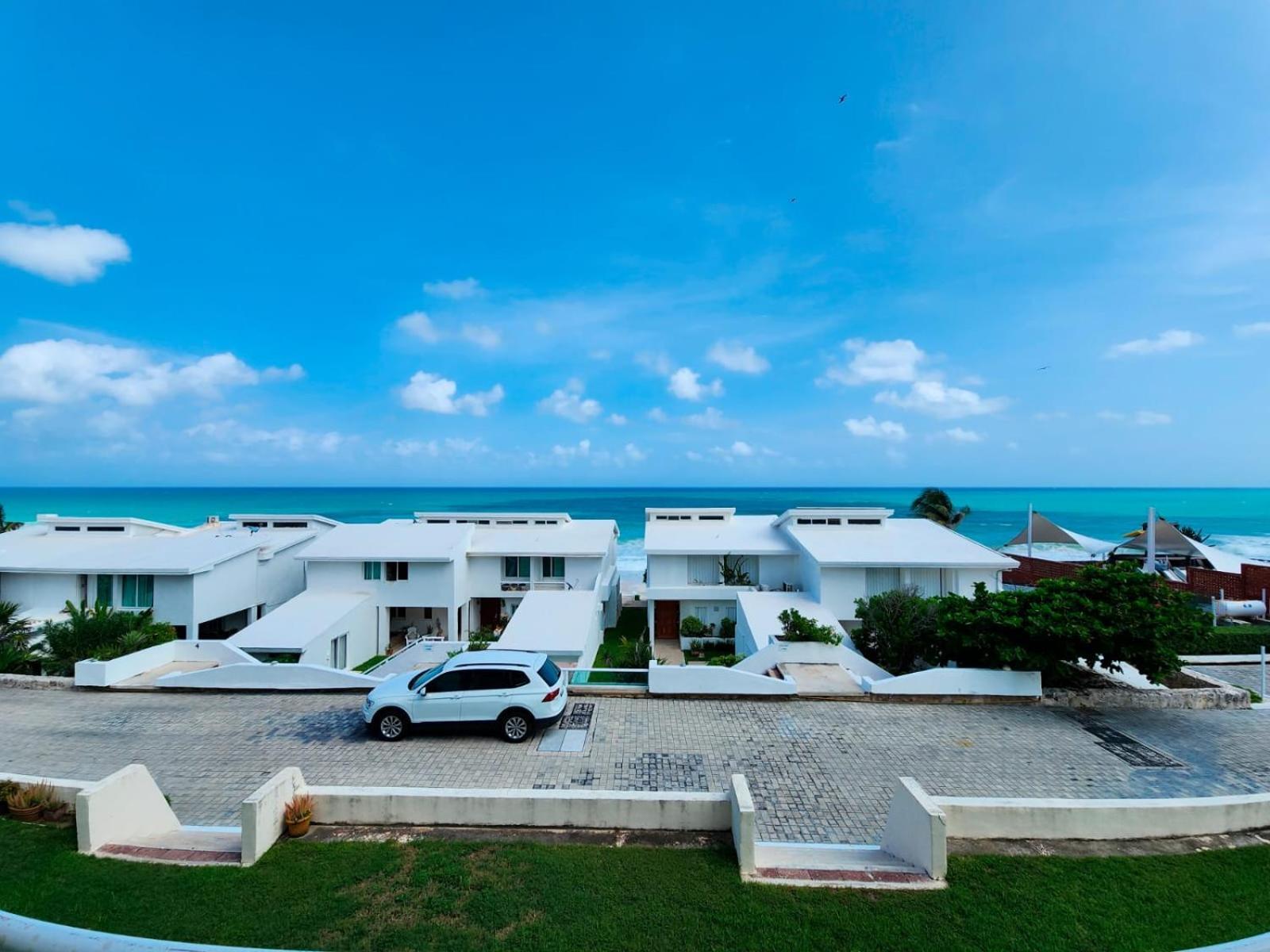 Beachfront Apartments 坎昆 外观 照片