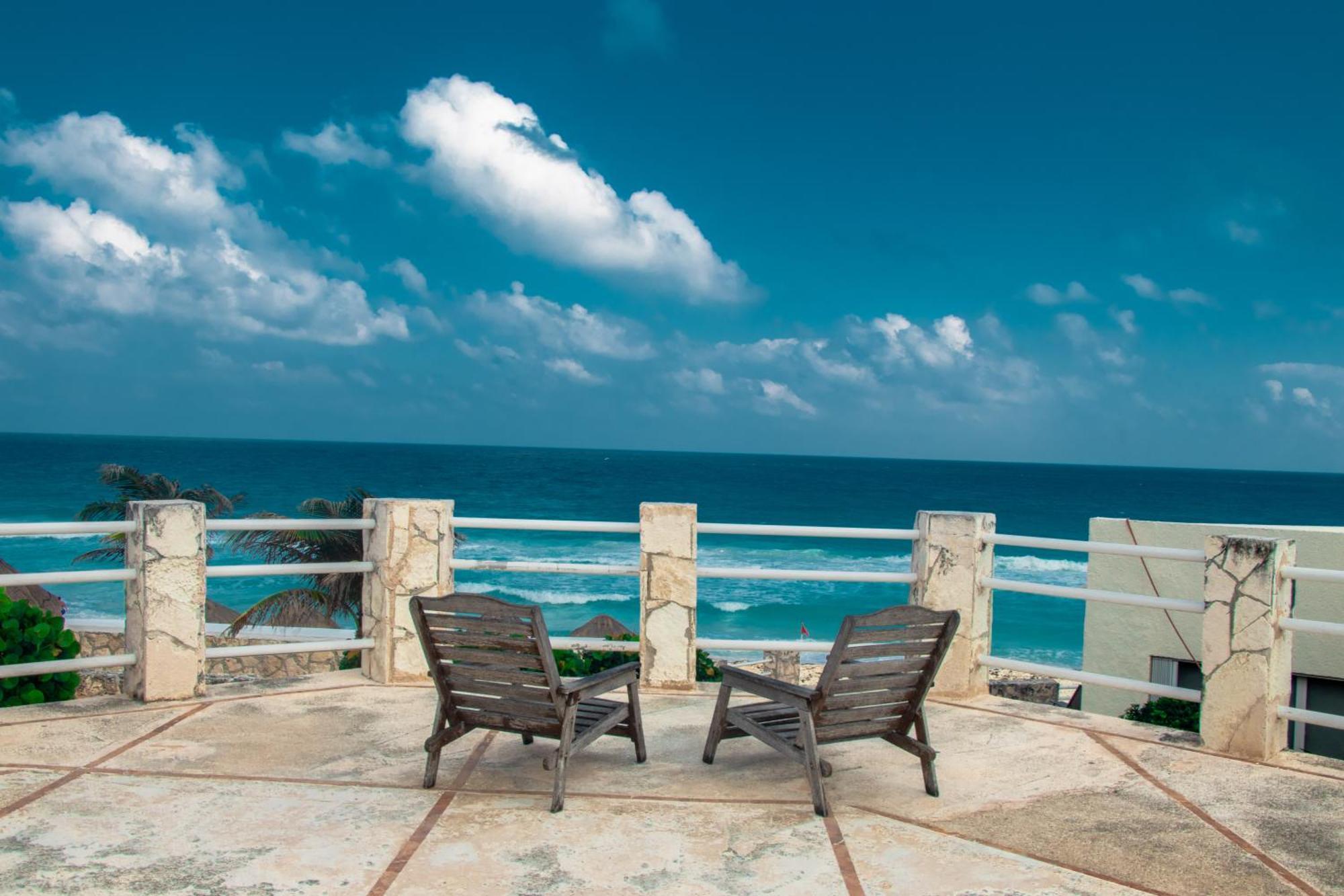 Beachfront Apartments 坎昆 外观 照片