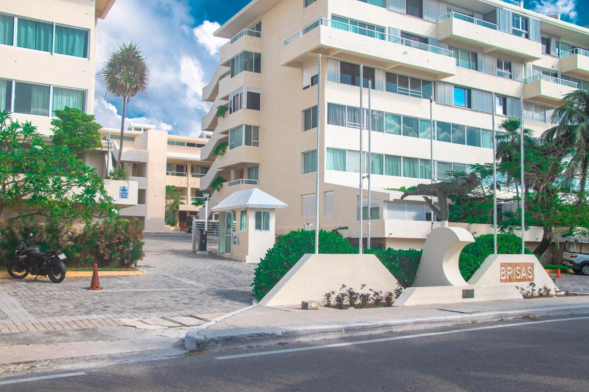 Beachfront Apartments 坎昆 外观 照片