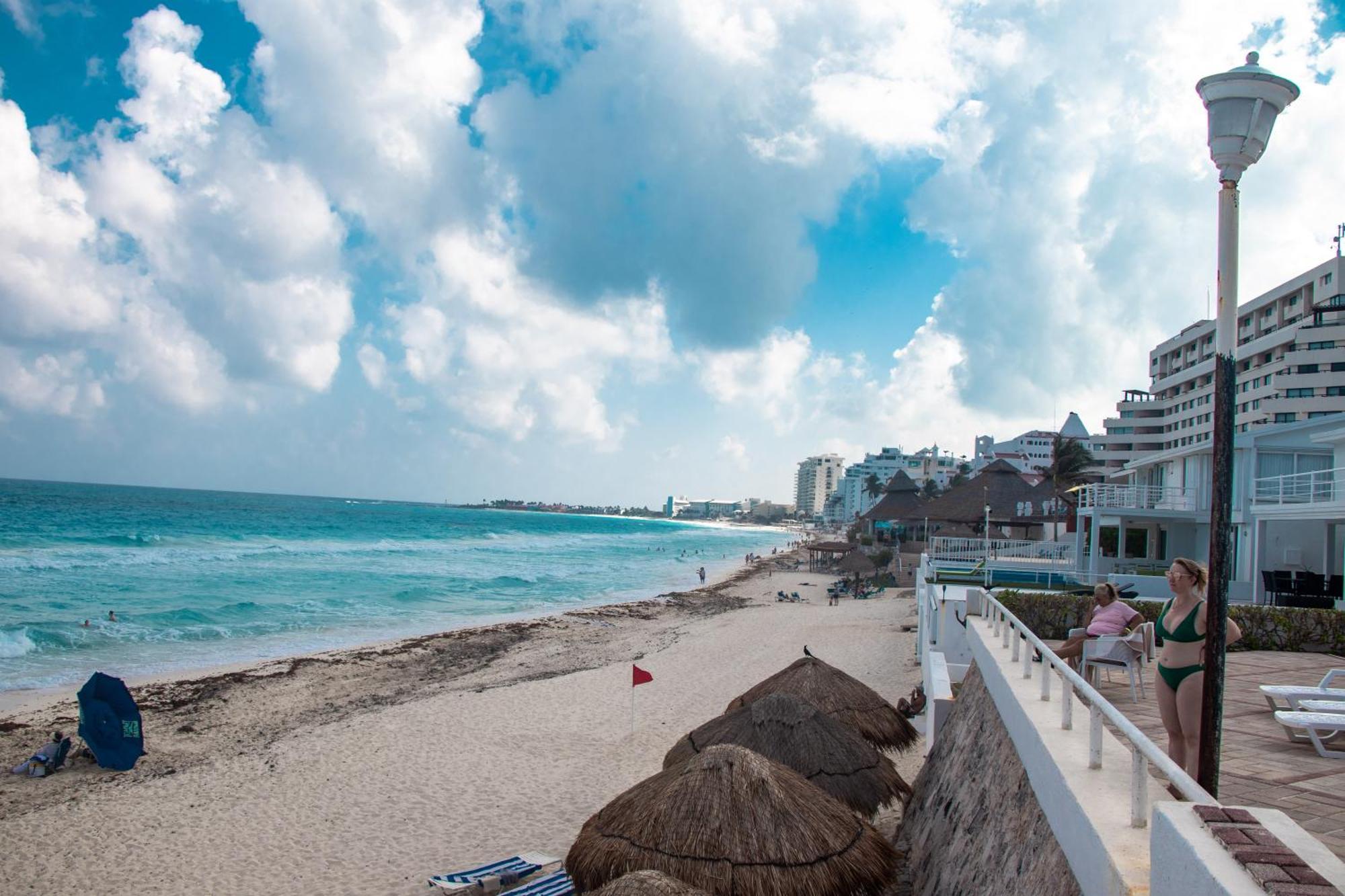 Beachfront Apartments 坎昆 外观 照片